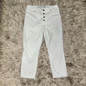 Max Studio Button-up Capri Jeans